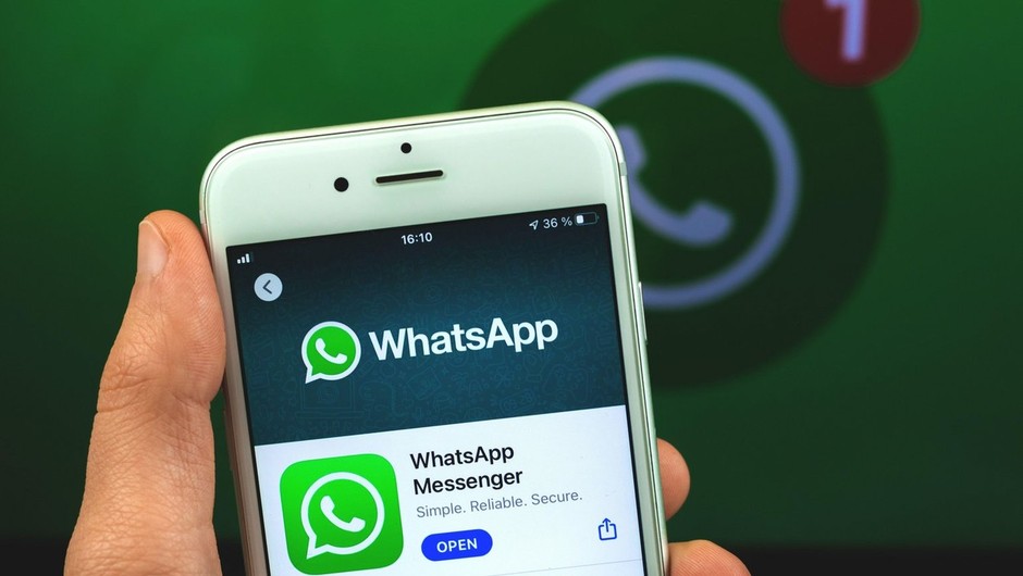
                            Mnogim uporabnikom bo aplikacija WhatsApp v prihodnjih dneh prenehala delovati (foto: Profimedia)