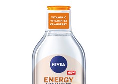 Povrnite koži energijo in jo globinsko očistite − z NIVEA micelarno vodo Energy