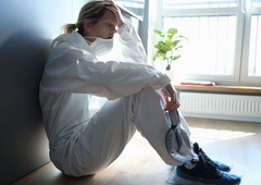 V zdravstveni negi manjka dobra tretjina kadra, zaposleni pa so izčrpani