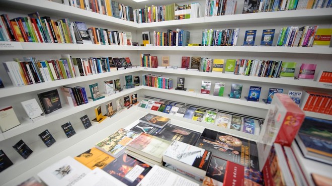 Vrata odpira 35. prodajna razstava tujih knjig Frankfurt po Frankfurtu (foto: profimedia)
