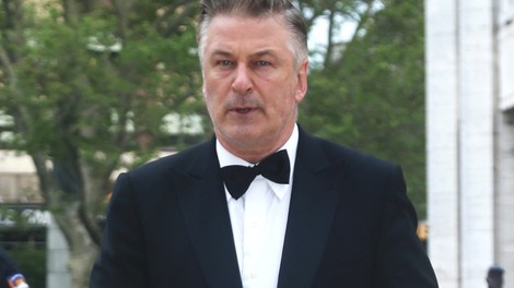 Alec Baldwin za policijski nadzor orožja na snemanjih