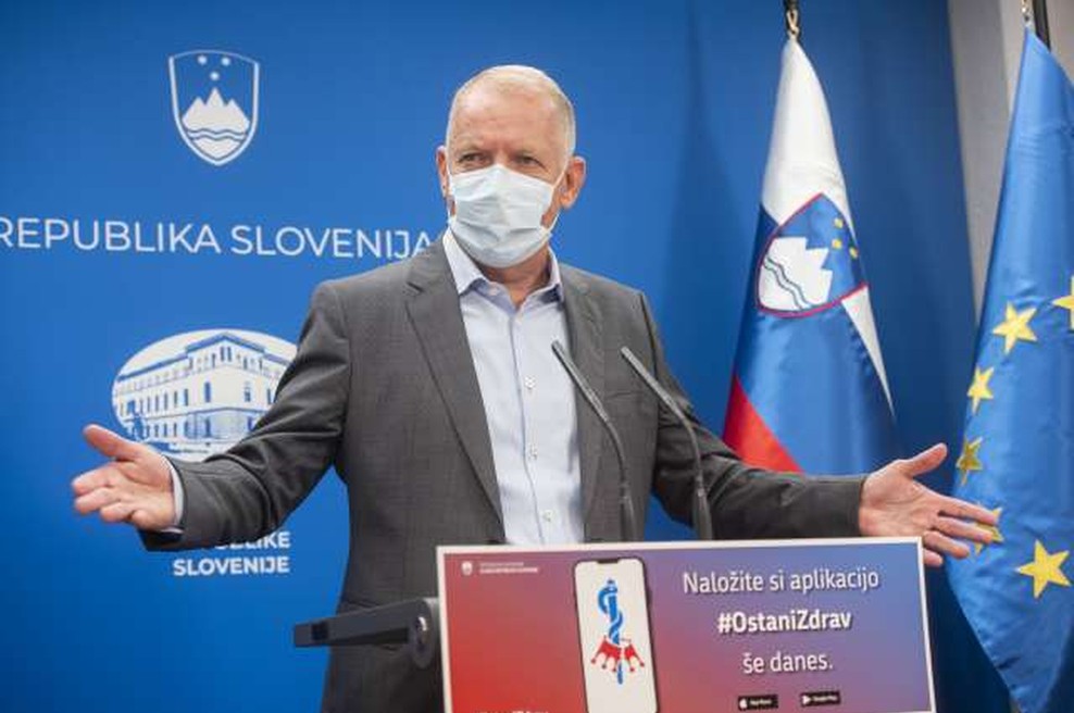 Prof. dr. Matjaž Jereb: »Nisem prepričan, da bo naš zdravstveni sistem pritisk zmogel!« (foto: Tamino Petelinšek/STA)