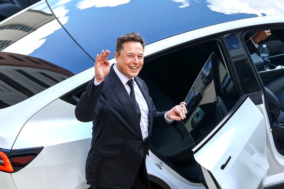 Elon Musk prodal za pet milijard dolarjev Teslinih delnic