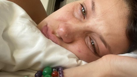 (Objokana) Bella Hadid na Instagramu: "V svojih negotovostih in strahovih NISTE sami!"