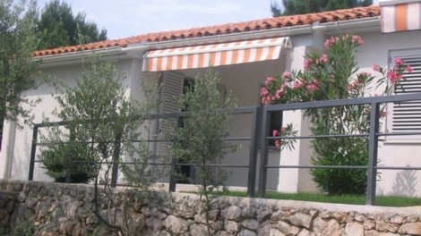 Prva dražba priljubljenih hišk ob morju bo že čez dober teden dni