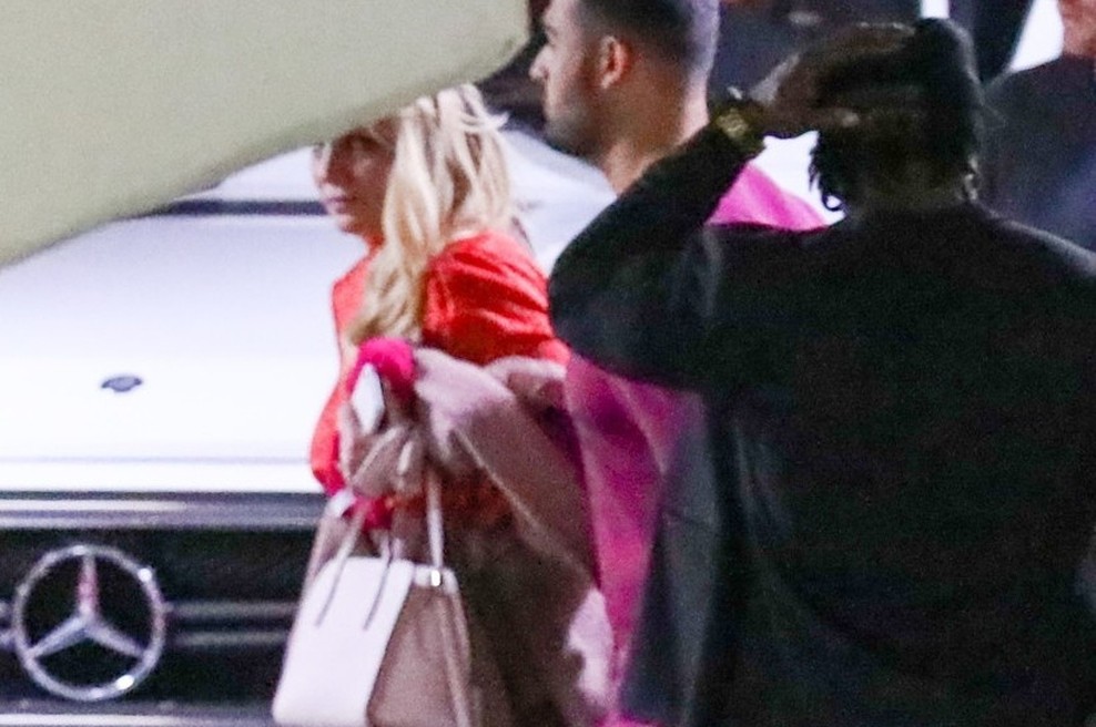 Britney Spears na Twitterju: "Vsi bi morali v zapor, vključno z mojo mamo!" (foto: profimedia)