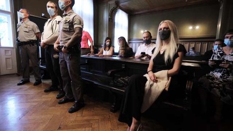 V zadevi odrezana roka Julija Adlešič in Sebastien Abramov priznala krivdo