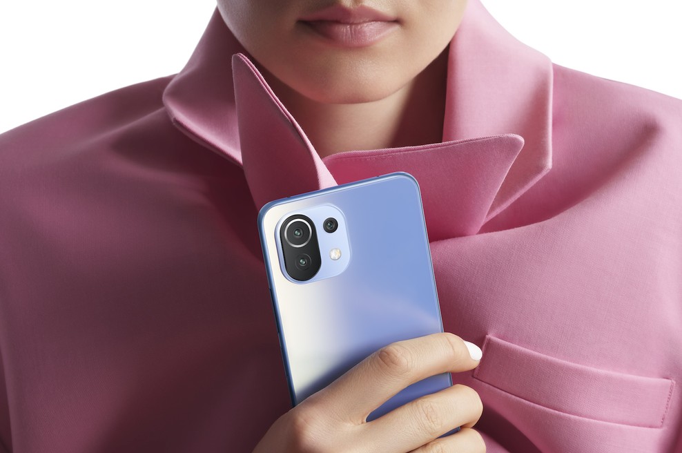 Prihaja prefinjena eleganca ekstremnih zmogljivosti: Xiaomi 11 Lite 5G NE (foto: Promocijsko gradivo)
