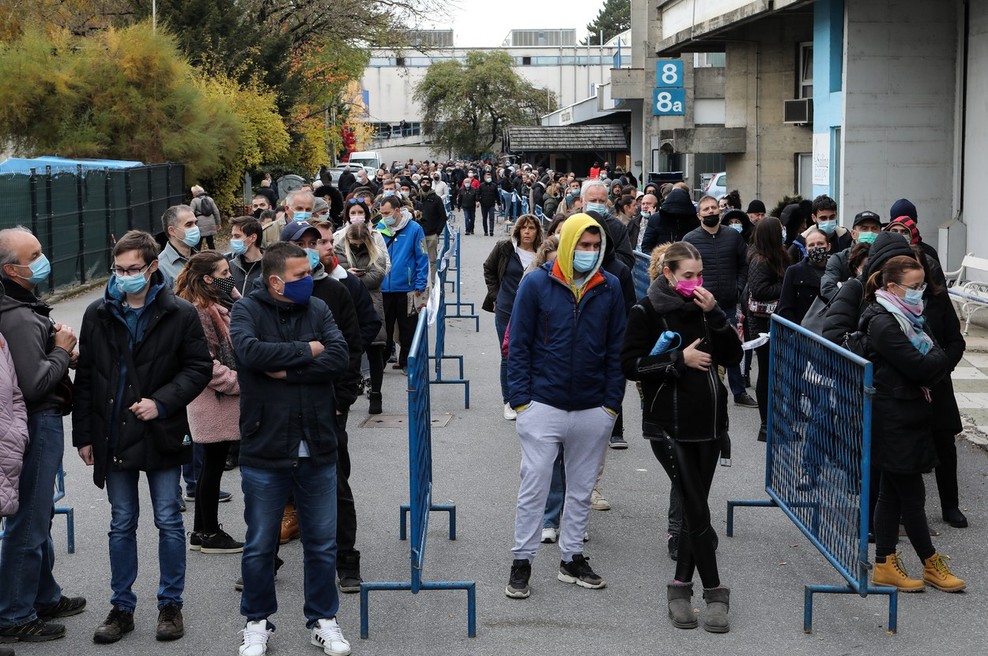 Na Hrvaškem denarne kazni za nespoštovanje pogoja PCT v javnem sektorju (foto: profimedia)