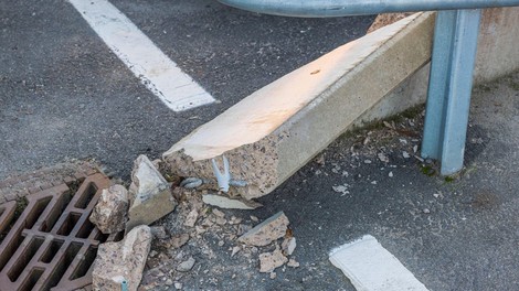 Voznica se je na poti iz Žabjaka proti Ptuju zaletela kar štirikrat