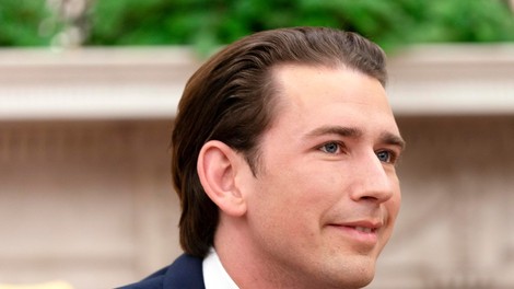 Nekdanji avstrijski kancler Sebastian Kurz postal očka in se veseli prvega božiča v troje