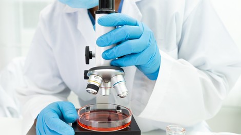 V Sloveniji za zdaj niso potrdili primera različice koronavirusa omikron