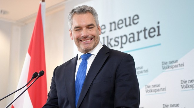 Kdo je novi avstrijski kancler Karl Nehammer in kakšna bo njegova politika (foto: Profimedia)