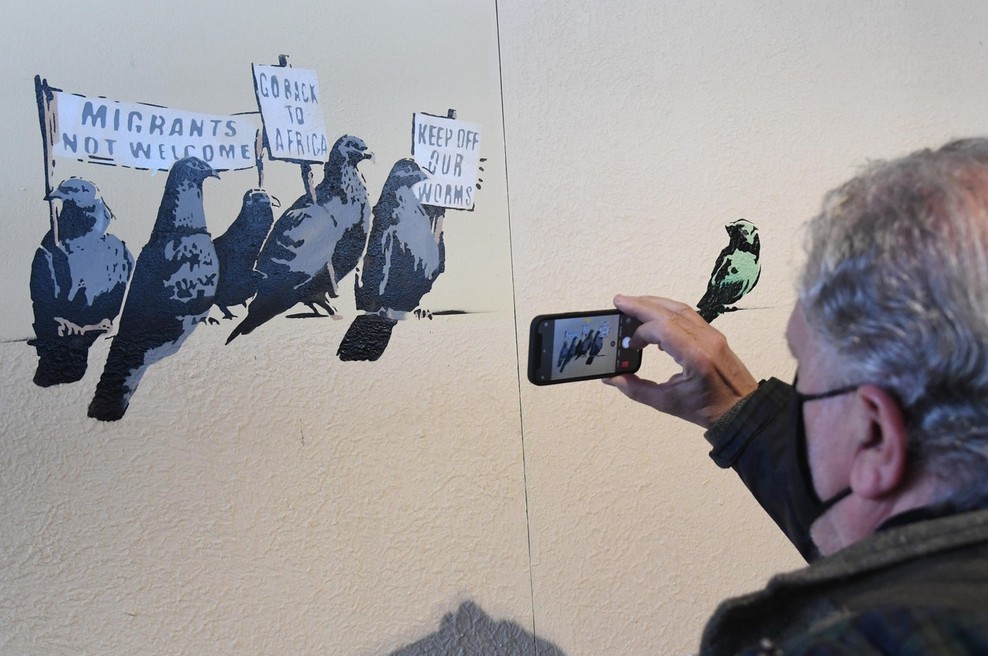 Milanska železniška postaja do februarja ponuja ogled slovitih Banksyjevih grafitov (foto: profimedia)