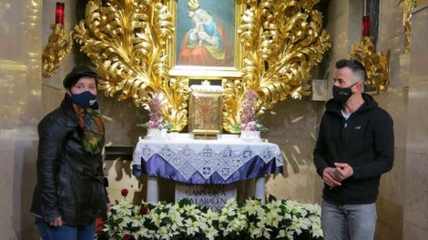 Baziliko sv. Petra bodo tudi letos krasile slovenske božične zvezde
