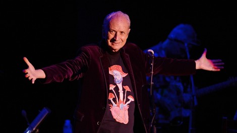 Preminil je pevec in kitarist nekdanje skupine The Monkees Michael Nesmith