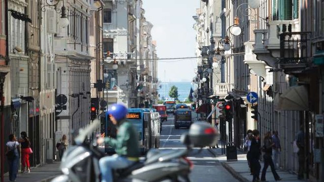 Trst postal italijansko mesto z najvišjo kakovostjo življenja (foto: Daniel Novakovič/STA)