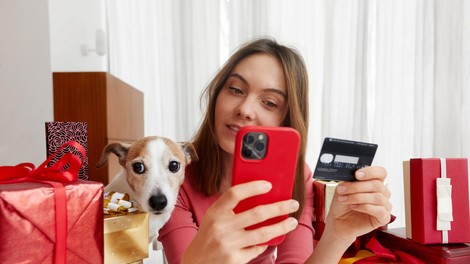 Povprečna vrednost spletnega nakupa blizu 100 evrov