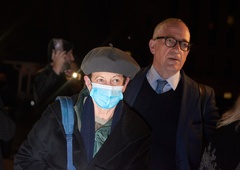 Ghislaine Maxwell ni stopila na prostor za priče, ker smatra, da tožilstvo ni predložilo dokazov o njeni krivdi