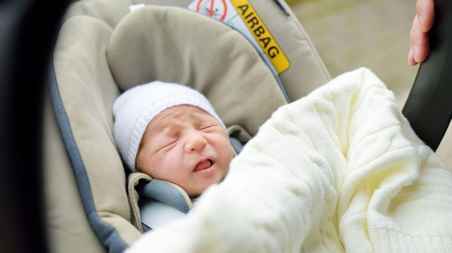 Nenavadna testna vožnja: Ali dojenček res najhitreje zaspi v dizlu? (foto: Profimedia)