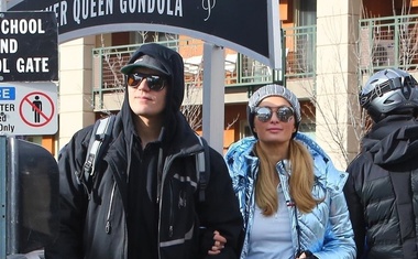 (FOTO) Pozabite na uggice, nazaj so skibucke Moon Boot iz 90.