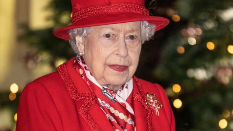 Kraljica Elizabeta odpovedala tradicionalno praznovanje božiča v Sandringhamu