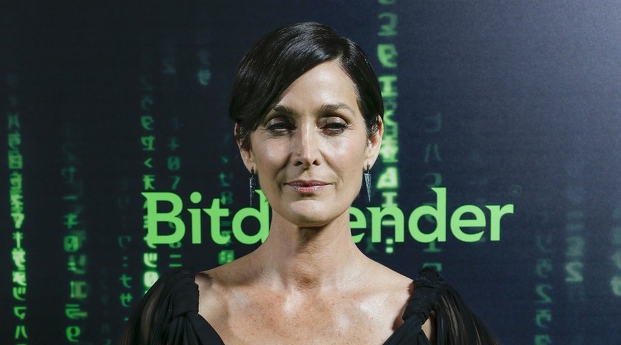 Carrie-Anne Moss (Trinity): "Najprej sem morala opustiti konstrukt, da moram biti videti kot pri 30!" (foto: profimedia)