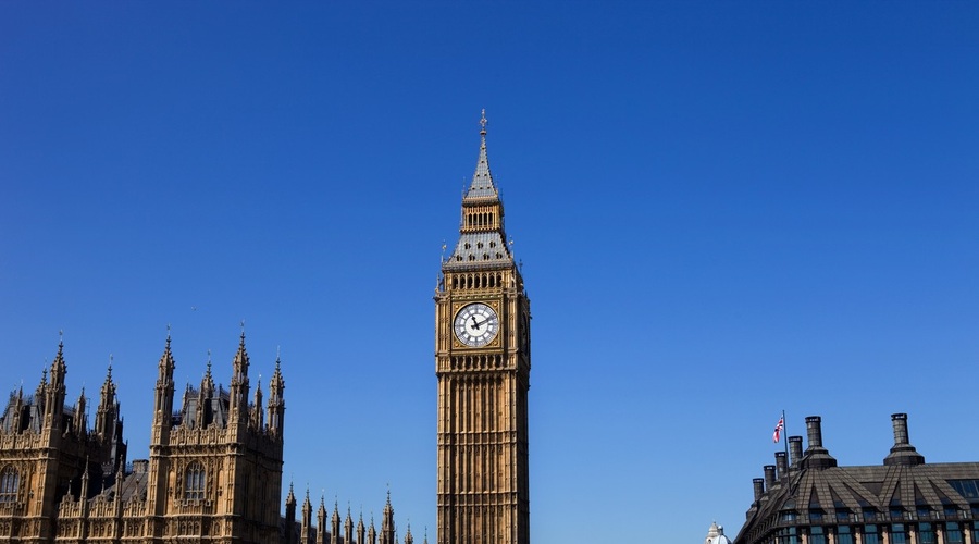 Londonski Big Ben bo po štirih letih obnove vnovič zadonel in naznanil leto 2022 (foto: profimedia)