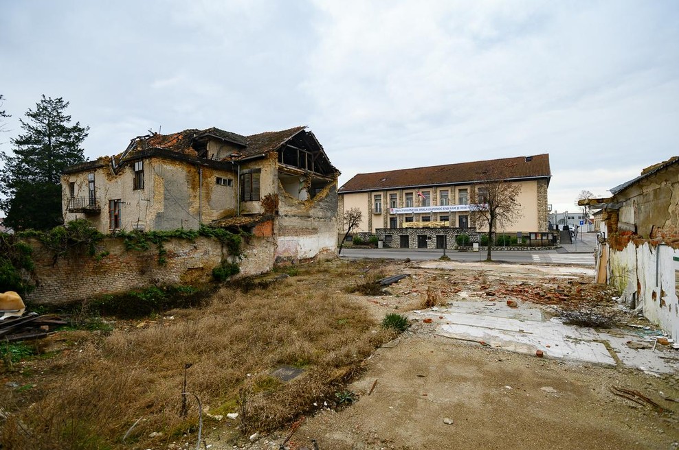 Pretresljive podobe Petrinje leto po potresu: Mesto v ruševinah, mesto, ki ga ni več (foto: MMC RTV SLO / Miloš Ojdanić)