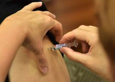 Strokovni svet UKC Ljubljana podpira uvedbo obveznega cepljenja proti covidu-19