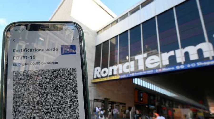 V Italiji od sredine januarja razširjena uporaba pogoja PC (foto: Xinhua/STA)
