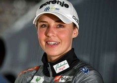 Lampičeva četrta v Oberstdorfu, zmagala Natalija Neprjajeva