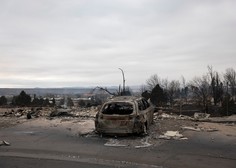Požari v Koloradu so se po prihodu snega umirili, škoda ogromna