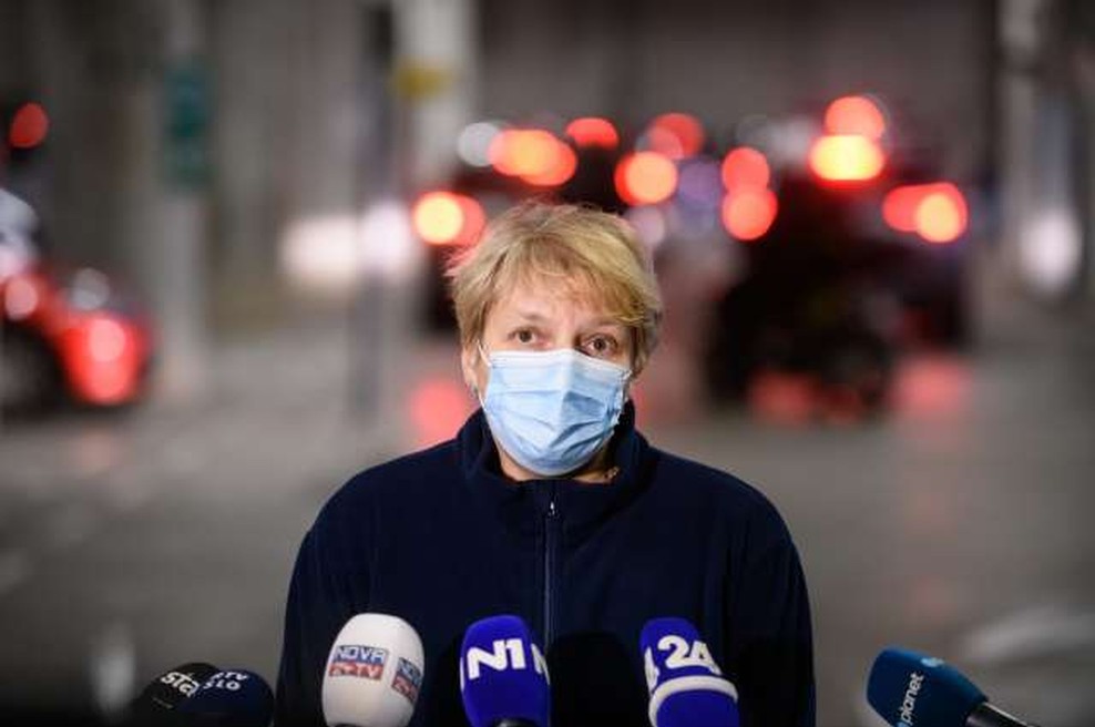 Porast naročenih na testirnem mestu v Stožicah (foto: Nebojša Tejić/STA)