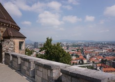 Sklepanje zakonskih zvez na Ljubljanskem gradu v času uradnih ur brezplačno