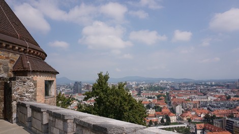 Sklepanje zakonskih zvez na Ljubljanskem gradu v času uradnih ur brezplačno