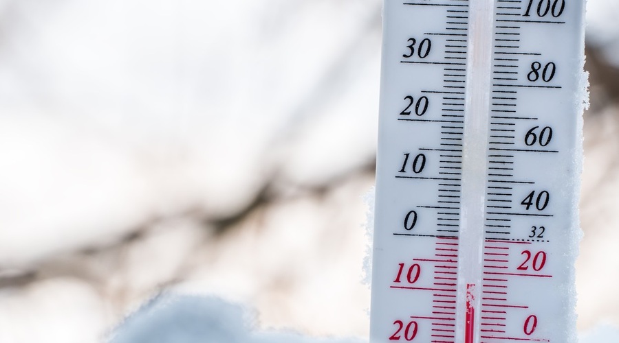 Termometer se je minulo noč spustil celo pod minus 20 stopinj (foto: profimedia)