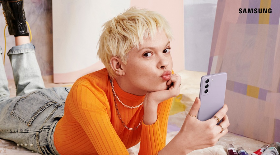 Izrazi svojo individualnost tudi z novim pametnim telefonom Samsung Galaxy S21 FE 5G (foto: Samsung)