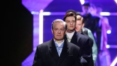 (FOTO) Igralski legendi v Milanu po modni pisti, a ju blogerji niso prepoznali