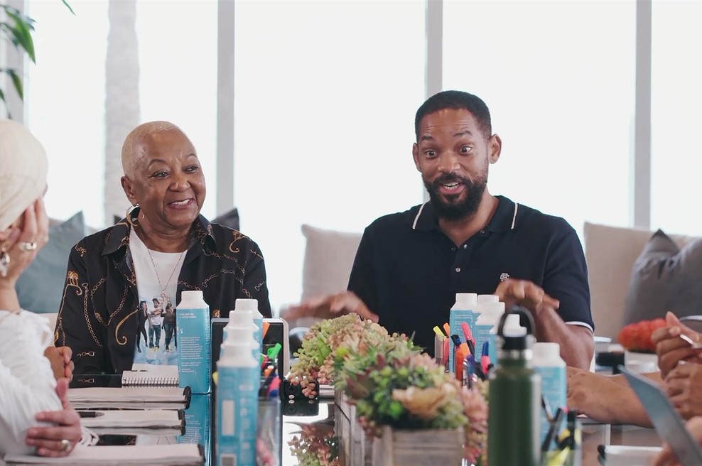 (VIDEO) Will Smith pokazal svoje plesne sposobnosti in se zavrtel s svojo mamo (foto: Profimedia)