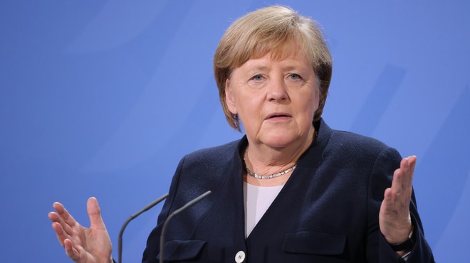 Angela Merkel zavrnila službo v ZN (raje bo doma brala in pisala knjige) (foto: Profimedia)