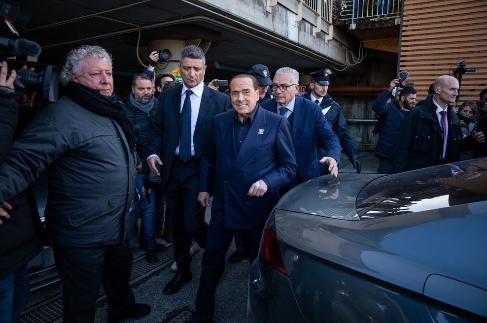 Berlusconi odstopil od kandidature, desnica išče novega kandidata za predsednika države (foto: profimedia)