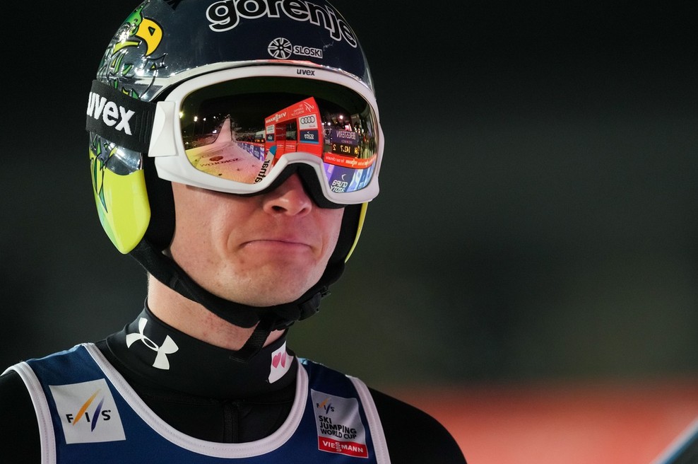 Anže Lanišek na drugi tekmi v Titisee-Neustadtu s petega mesta skočil na drugo (foto: profimedia)