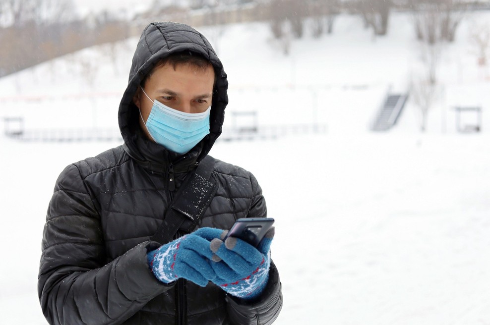 Delež pozitivnih testov je v sredo znašal 72,1 odstotka (foto: Profimedia)