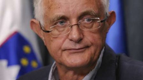 Pavlu Gantarju globa zaradi zapisa na Twitterju