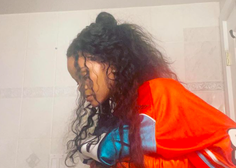 Po "največji novici leta" Rihanna PRVIČ pokazala trebušček še na Instagramu