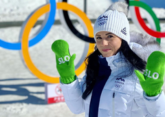 Gloria Kotnik po bolečem padcu in obisku zdravnika brez razloga za dobro voljo (znane so prve podrobnosti poškodbe)