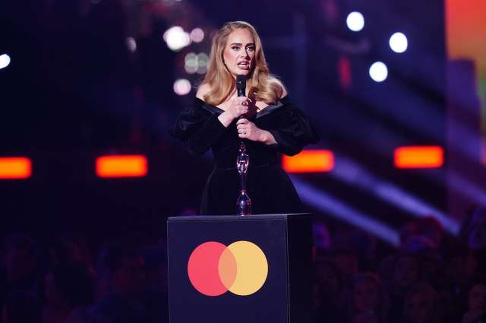 Adele osvojila nagrado brit za album leta (foto: dpa/STA)