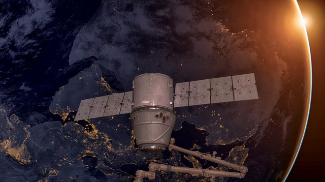 Več deset satelitov podjetja SpaceX padlo z neba (foto: profimedia)