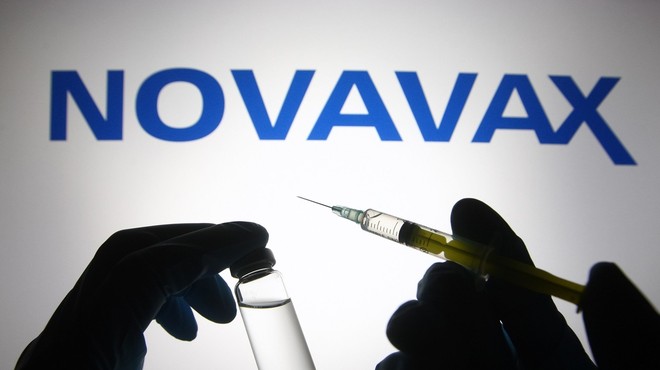 Cepivo podjetja Novavax bo v Slovenijo prispelo konec meseca (foto: profimedia)